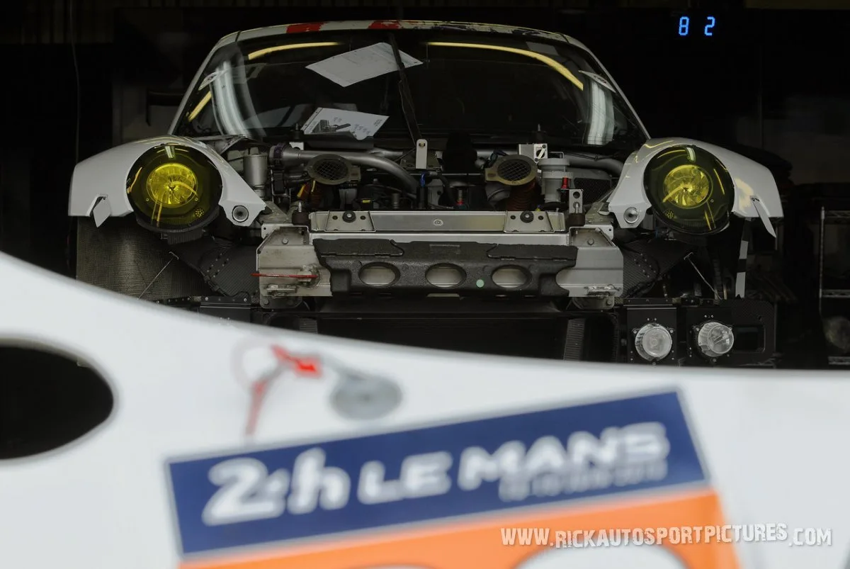 Porsche-Motorsport-Le-Mans-2016