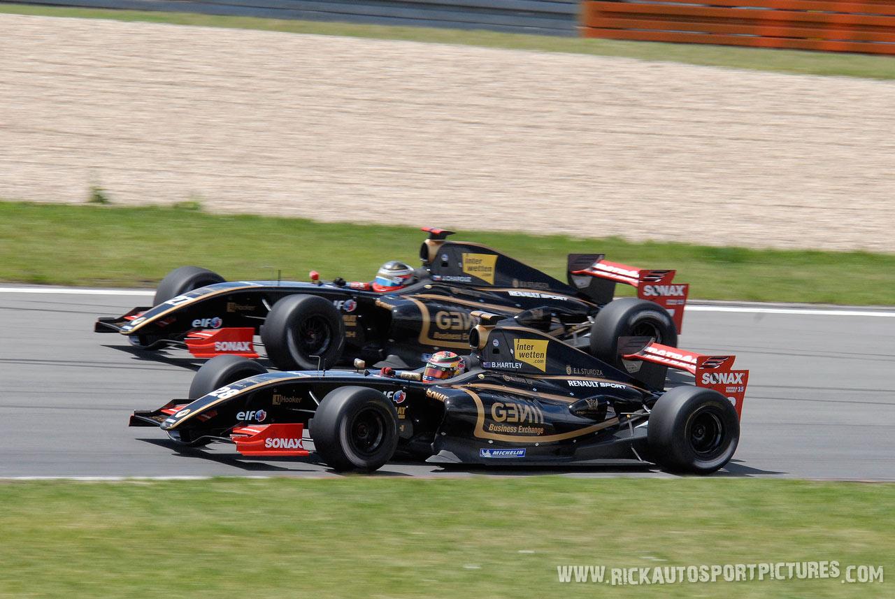 Brendon Hartley renault series 2011