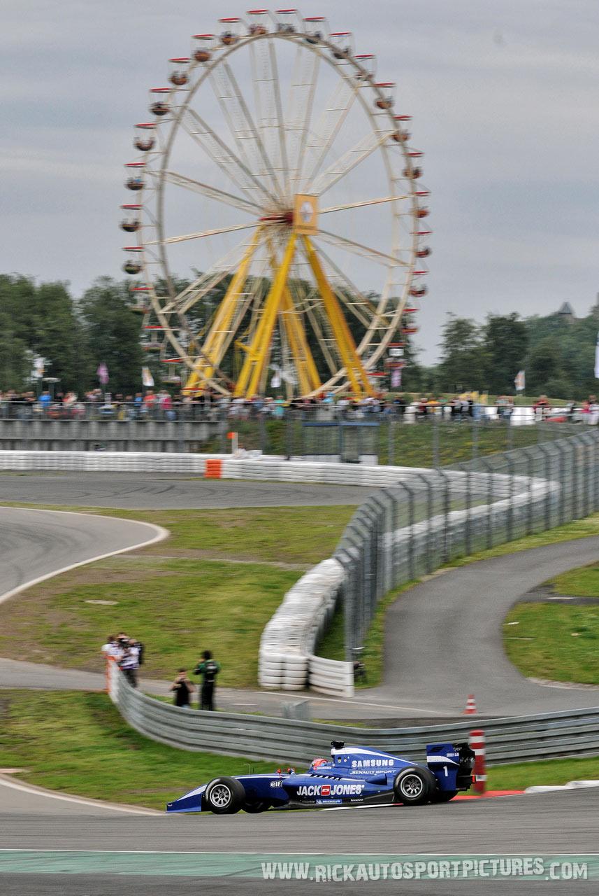 Kevin Magnussen renault world series nurburgring 2012